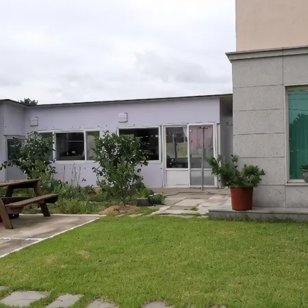 Woojinsam Pension Отели рядом с достопримечательностью «Парк аттракционов «Эколенд»»