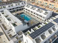 Esmeralda Cotillo Homes by Livvo - Pools