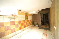 Bansi Home Stay - 2-Star