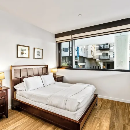 Airy and Open Corner Loft - 92 Walkscore