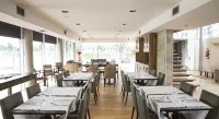 Herradura Hotel Suites - Pet friendly