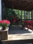 Romantic cabin on horse farm just 6 miles away from historic downtown Dahlonega,