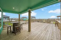 Salty Daze Waterfront Home on Christmas Bay with Ocean Views, Sleeps 10! - 4-Star