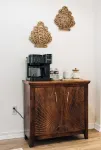 Charming 3-bedroom house with AC, WiFi, Fire Pit, Grill, 5 minute walk to beach! - Bungalows