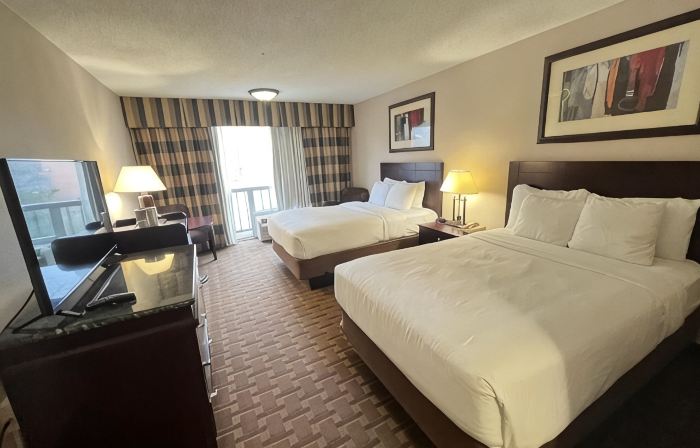 Derby Hotel & Suites