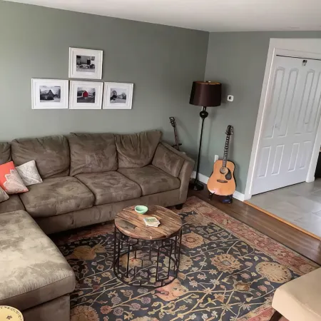 Lancaster Musically Inspired Home Downtown Sleeps6