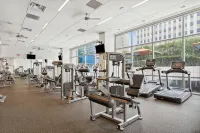Modern City Views Downtown Dallas 1-bedroom Condo Free Parking, Gym, Pool