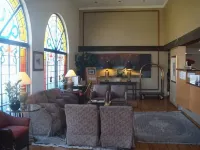 Portside Inn & Suites - Parking