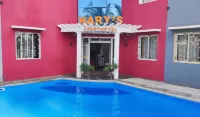Hary's Aparthotel - Pools