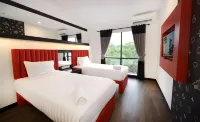 Kalya Hotel Yogyakarta - parkir