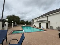 Days Inn by Wyndham Granbury - Pools
