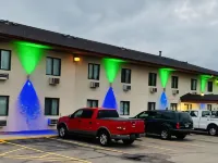 Budget Host Inn Hotels in Wright County