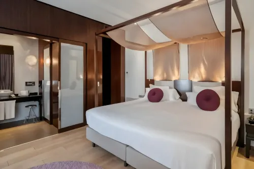 Vincci Palace Hotel