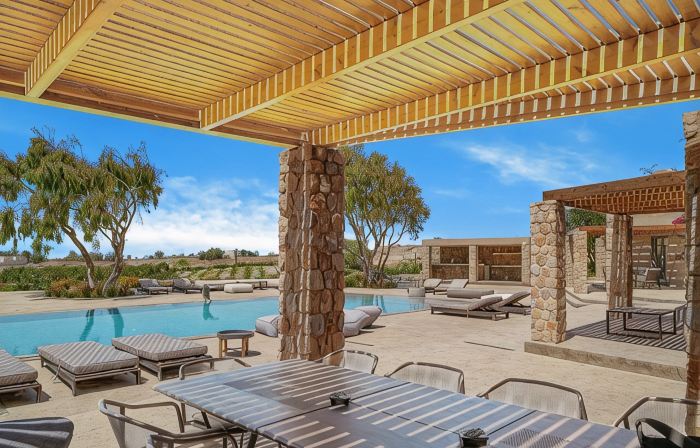 Phaos Cellaria Estate