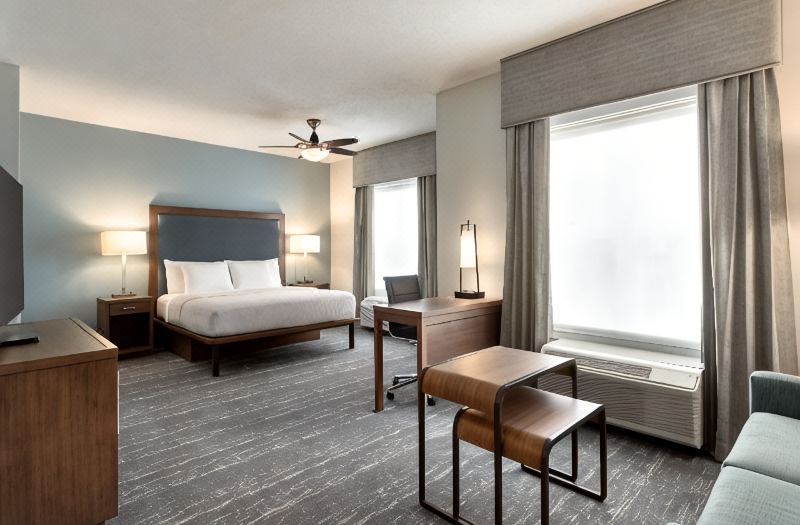 Homewood Suites by Hilton Fort Myers Airport/Fgcu