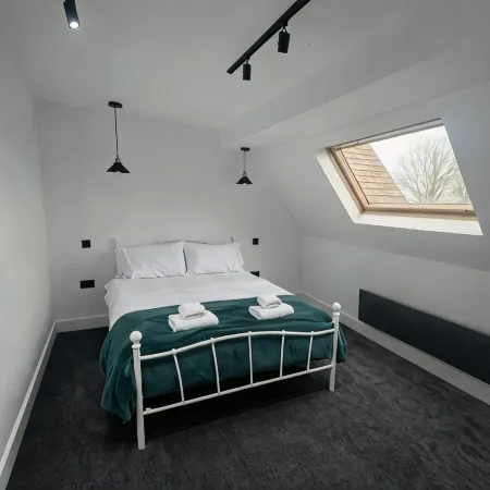 Dippen Hall Charm - Minutes From London Gatwick