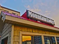 Mtn Lodge - 1st Floor - Mtn Views - Pvt Parking! エドレーのホテル