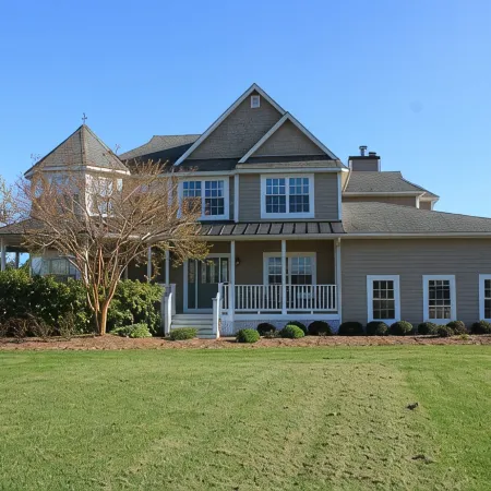 Family vacation retreat w/ In-ground Pool with private Chesapeake Bay access!