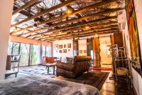 Alta Peak Penzion~Private EV Outlet, Outdoor Pool; Close to SNP entry - 3 estrellas