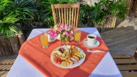 San Simian Lodge - breakfast