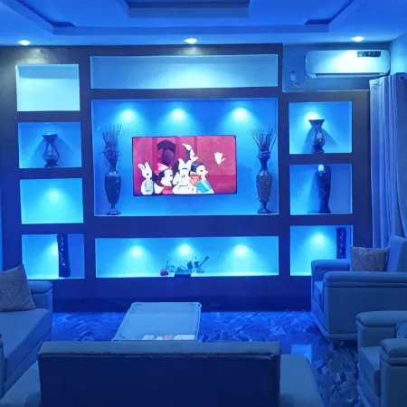 De-Convenant Apartment Short Term Rental