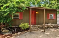 Lakefront Cabin