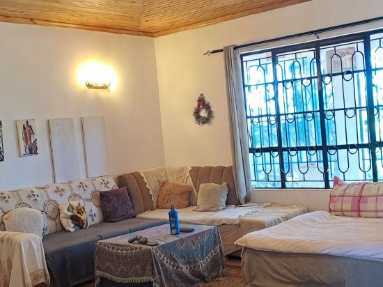 Indovu Backpackers Hostel