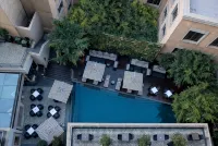 Davinci Hotel on Nelson Mandela Square - Rooftop Pools