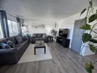 Hooked on the mouth of the Kenai! two bedroom unit with King size bed. Sleeps 6 - Boutique