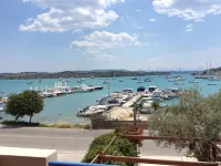 Rozos Hotel - Havudsigt