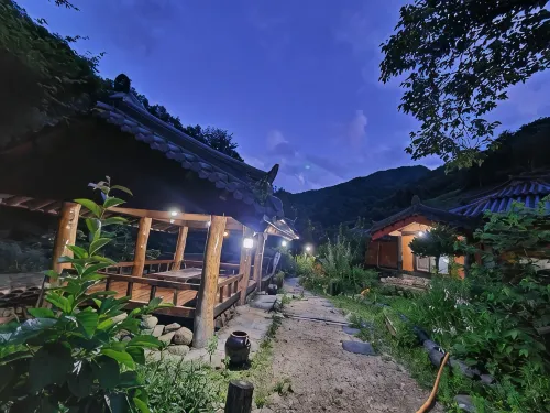 Hadong Deulkok Sanbang Pension - 2-Star