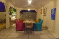 Sunny Palm Beach Villa - 3 min from beach - 2-Star