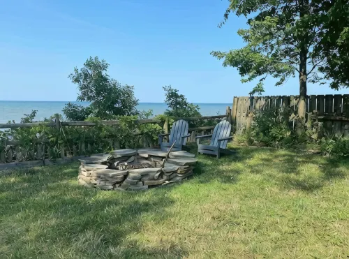 Spacious Vermilion House on the Lake - Wifi