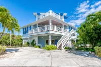 Blue Tang - Newly Renovated Bahamian Villa, minutes to the ocean! Hotel di 