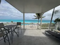 Magnificent, Beachfront Luxury. Heaven on Earth. - Pools
