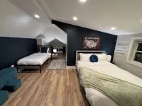 Stunning Modern & Spacious Sleeps 16 in Forest Park - Homestays
