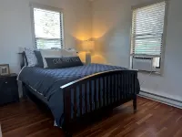 Downtown Snoqualmie Home - Hot Tub, Fully Fenced Yard - Pet Friendly! - Wi-Fi