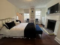 Spacious Historic Home Downtown Annapolis Main St. Book for Commissioning Week! - balcony