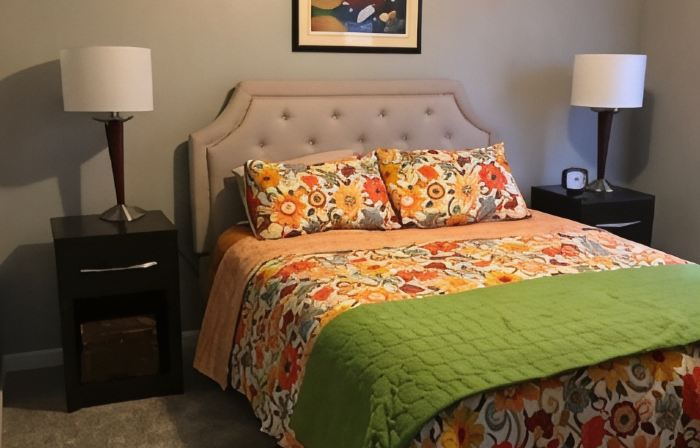 Full House on secluded road, 4 bed 2 bath, fully furnished basement w/bar + beds