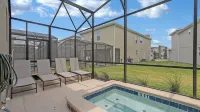 private pool/communal pool/games room/themed bedrooms - Huvilat