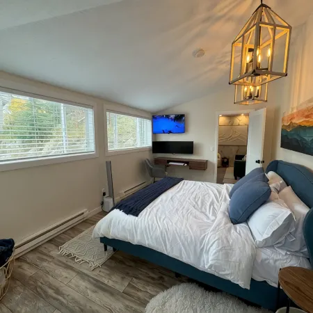 Mountain Bluebird Condo Getaway at Schweitzer Ski Resort
