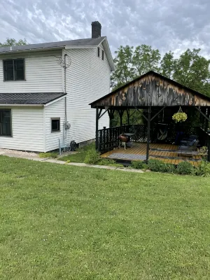 Entire remodeled farmhouse. - Homestays