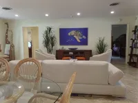 Island Living, Within Walking Distance To Beach Restaurants Shops Parks Marina - 4 stjerner