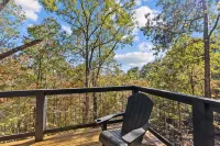 TreeHouse, Hot Tub, Wooded Views, Near Lake - Hytter