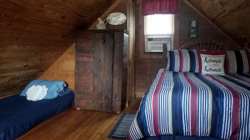 Glory Days Riverfront Authentic Restored 1800s Log Cabin Near Gem Mines - Wifi