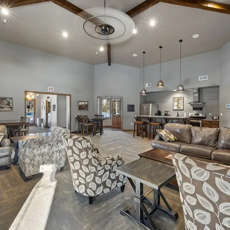 Stylish home with hot tub, pool access, wifi and garage
