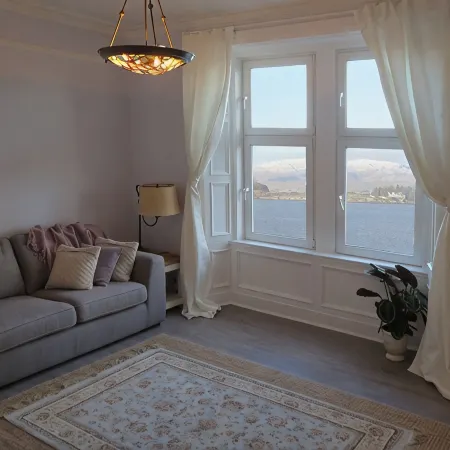 3 Oban - fantastic sea view apartment