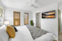 Little Fern House a Tropical Beach Hideaway Mudjimba,  Sunshine Coast 🛫 5 mins - جاكوزي