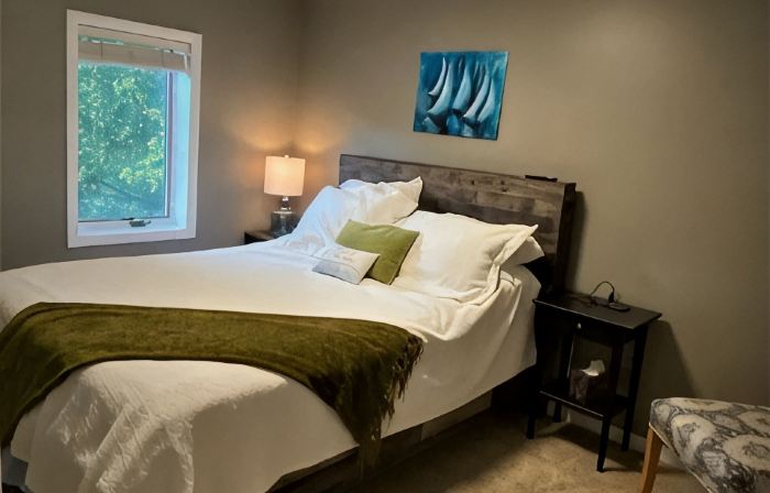 Cozy Black River Cottage with Private Dock and Boat Hoist-Sleeps 6