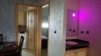 Riad les Chrifis Etape Aeroport - Apartments